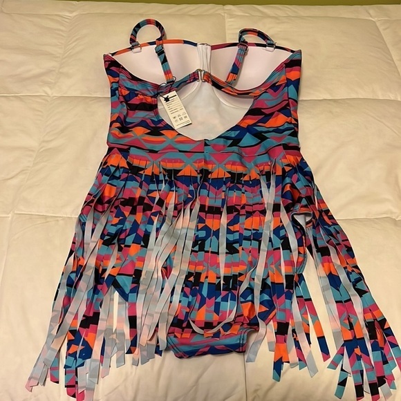 Colorful Swim suit - Picture 4 of 5